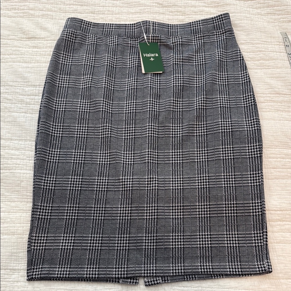 HALARA Navy Plaid Pencil Skirt
